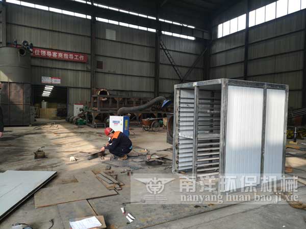 小型電熱式（shì）烘箱製造現場