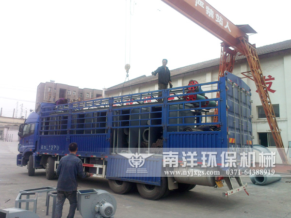 玻璃纖（xiān）維烘（hōng）幹機裝車