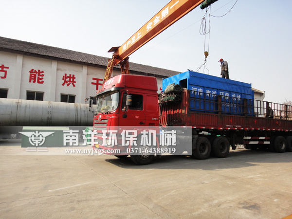 脈（mò）衝布袋除塵（chén）器發貨現場