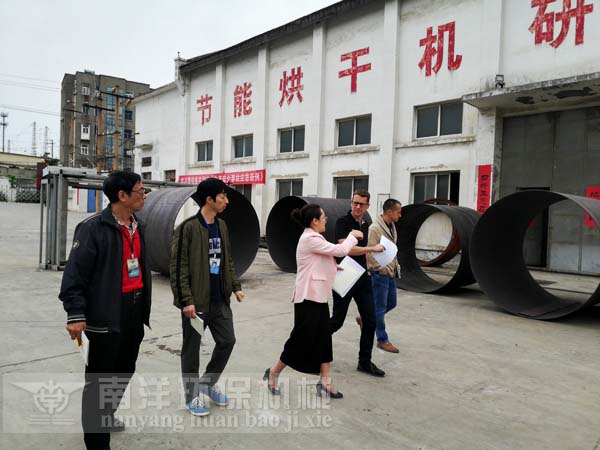 外商參觀廠（chǎng）區與生產區