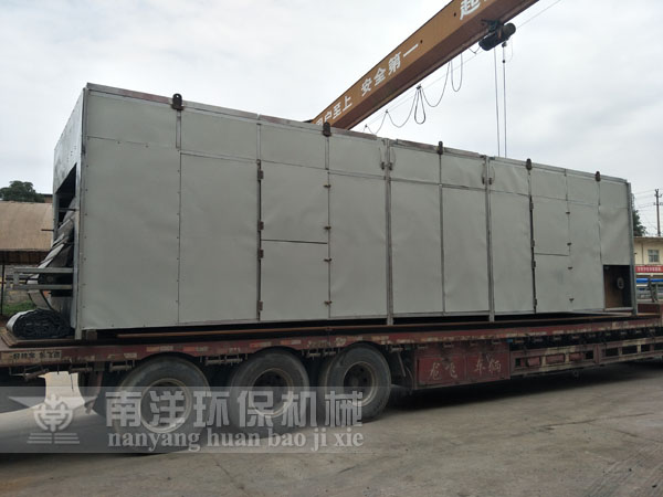 中藥材（cái）烘幹機發貨現（xiàn）場