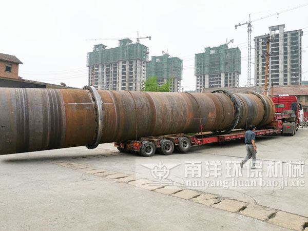 大型煤泥烘幹機發貨現場