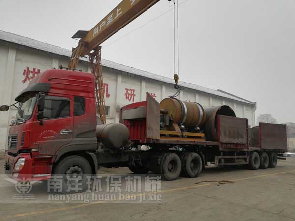 蘭炭烘幹機發貨現場